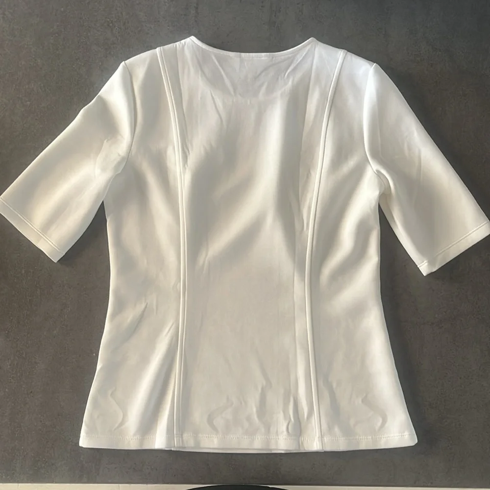 Elegant White Women's Top - Picture 6 of 6